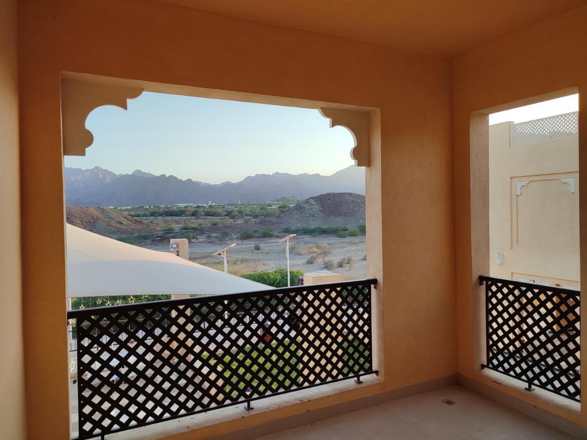 Hatta Guest House Bagian luar foto
