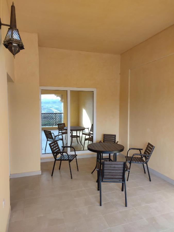 Hatta Guest House Bagian luar foto