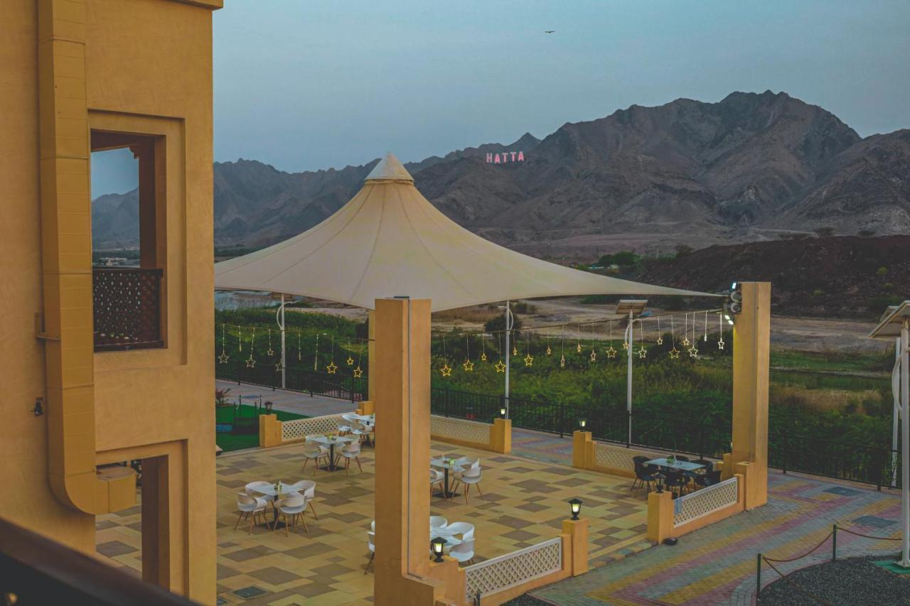 Hatta Guest House Bagian luar foto
